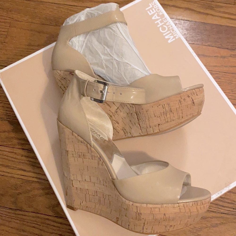 Michael Kors Ariana Nude Wedge